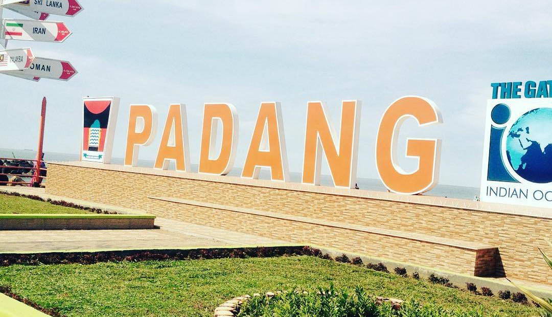 Kode singkatan kota Padang = PAD
