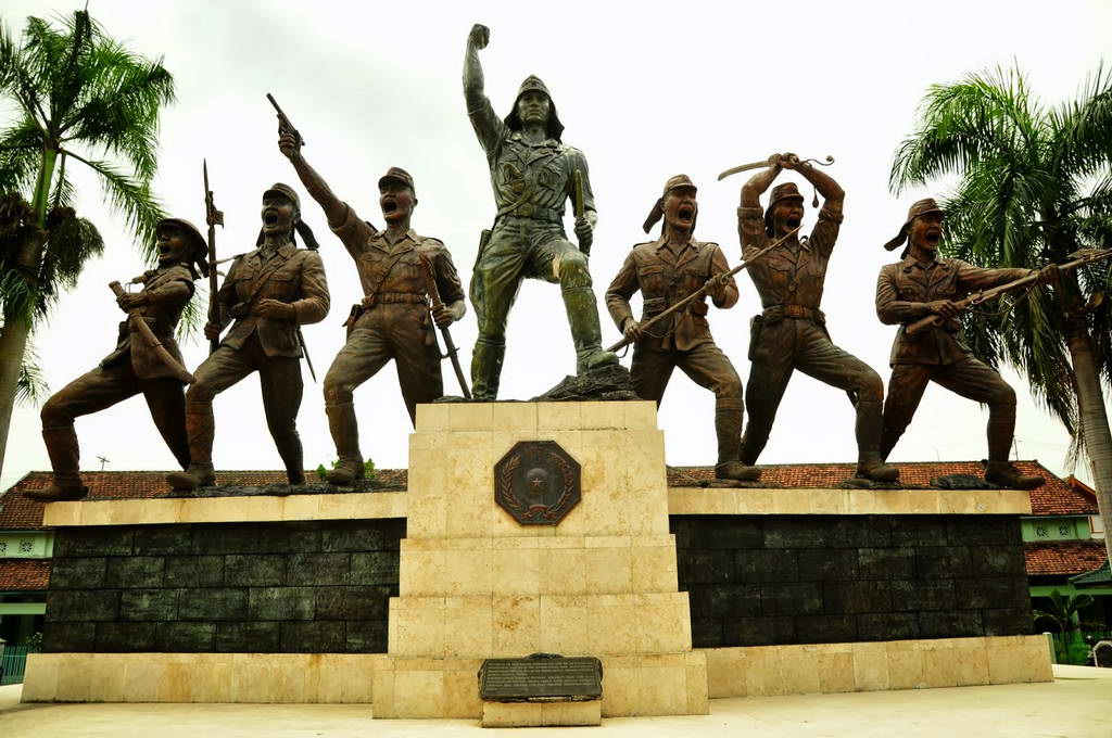 Kode singkatan kota Blitar = BLT