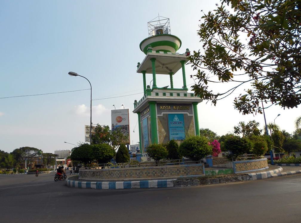 Kode singkatan kota Madiun = MAD